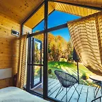 Saint Constantine Mountain Retreat 酒店 佩什泰拉