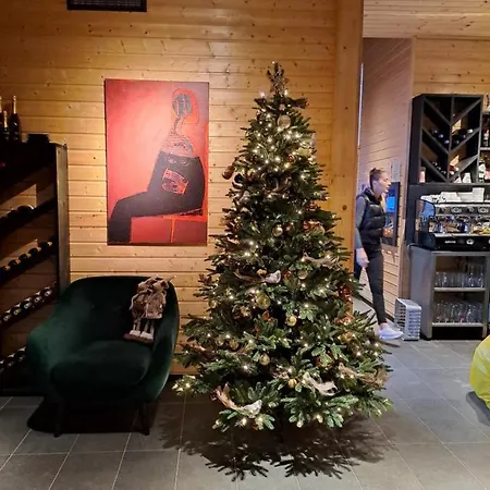 Saint Constantine Mountain Retreat Pechtera