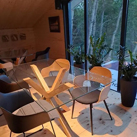 Saint Constantine Mountain Retreat מלון