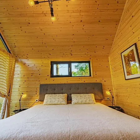 Saint Constantine Mountain Retreat Хотел 2*