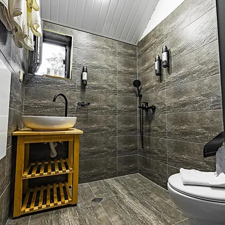 Saint Constantine Mountain Retreat 2*